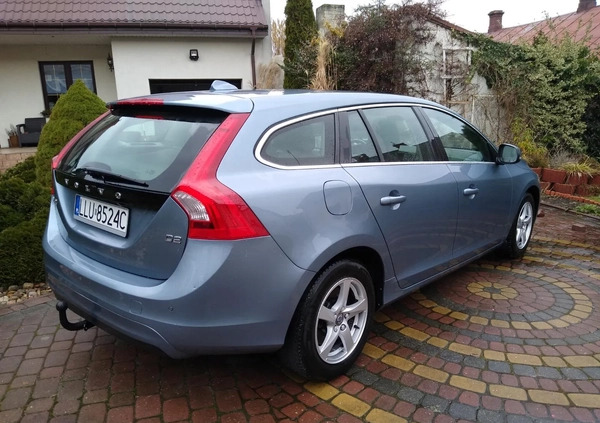 Volvo V60 cena 51900 przebieg: 190000, rok produkcji 2017 z Żelechów małe 67